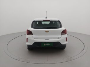 Foto 4 - Chevrolet Onix Onix 1.0 LT manual