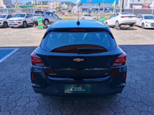 Foto 5 - Chevrolet Onix Onix 1.0 Turbo LT manual