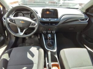 Foto 9 - Chevrolet Onix Onix 1.0 Turbo LT manual