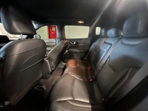 Foto 8 - Jeep Compass Compass 1.3 T270 Série S automático