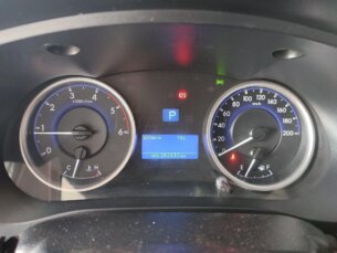 Foto 3 - Toyota Hilux Cabine Dupla Hilux 2.8 TDI CD SR 4x4 (Aut) automático