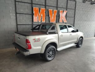 Foto 5 - Toyota Hilux Cabine Dupla Hilux 3.0 TDI 4x4 CD SRV (Aut) automático