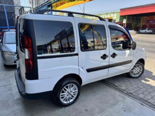 Foto 5 - Fiat Doblò Doblò 1.8 Essence 7l manual