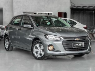 Foto 3 - Chevrolet Onix Onix 1.0 LT manual