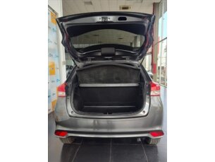 Foto 8 - Toyota Yaris Hatch Yaris 1.5 XL Live CVT automático