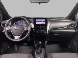 Foto 9 - Toyota Yaris Hatch Yaris 1.5 XL Live CVT automático