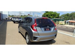 Foto 5 - Honda Fit Fit 1.5 LX CVT (Flex) automático