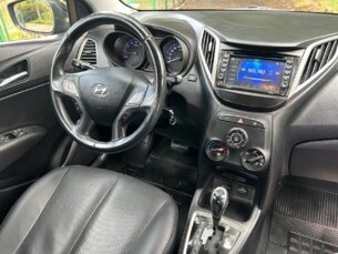 Foto 10 - Hyundai HB20S HB20S 1.6 Premium (Aut) automático
