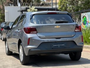 Foto 5 - Chevrolet Onix Onix 1.0 Turbo LT manual