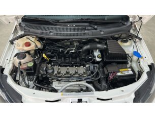 Foto 10 - Volkswagen Gol Gol 1.6 manual