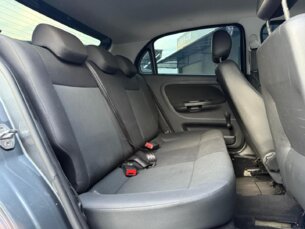 Foto 9 - Volkswagen Gol Gol 1.0 manual