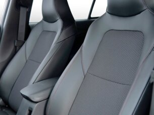 Foto 9 - Chevrolet Onix Onix 1.0 Turbo RS (Aut) automático