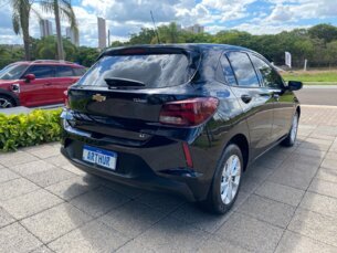 Foto 6 - Chevrolet Onix Onix 1.0 Turbo LT (Aut) automático