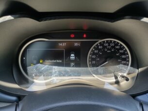 Foto 10 - NISSAN Versa Versa 1.6 Exclusive CVT (Aut) automático