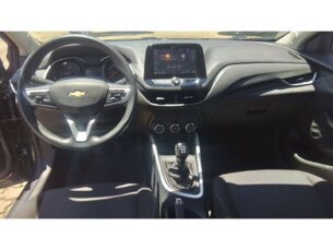 Foto 9 - Chevrolet Onix Onix 1.0 Turbo LT manual