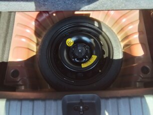 Foto 9 - Chevrolet Onix Onix 1.0 Turbo LT manual