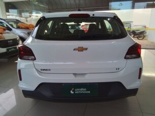 Foto 6 - Chevrolet Onix Onix 1.0 Turbo LT manual