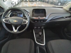 Foto 9 - Chevrolet Onix Onix 1.0 Turbo LT manual