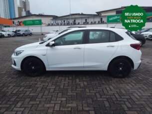 Foto 2 - Chevrolet Onix Onix 1.0 LT manual