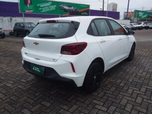 Foto 5 - Chevrolet Onix Onix 1.0 LT manual