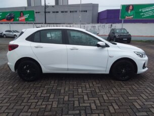 Foto 6 - Chevrolet Onix Onix 1.0 LT manual