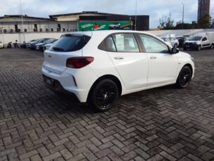 Foto 5 - Chevrolet Onix Onix 1.0 LT manual