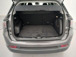 Foto 9 - Jeep Compass Compass 1.3 T270 Longitude (Aut) automático