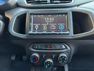 Foto 8 - Chevrolet Onix Onix 1.0 LT SPE/4 manual