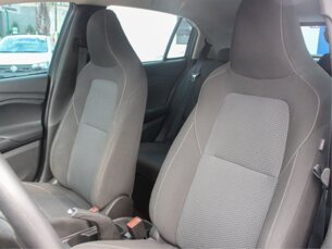 Foto 5 - Chevrolet Onix Onix 1.0 LT manual