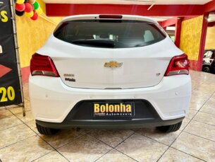 Foto 5 - Chevrolet Onix Onix 1.0 LT SPE/4 manual