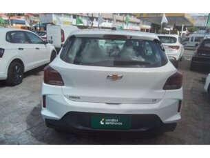 Foto 5 - Chevrolet Onix Onix 1.0 LT manual