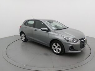 Foto 8 - Chevrolet Onix Onix 1.0 Turbo LTZ (Aut) automático