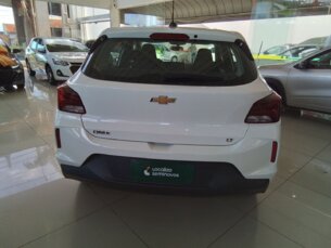 Foto 6 - Chevrolet Onix Onix 1.0 Turbo LT manual