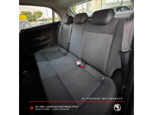 Foto 11 - Volkswagen Gol Gol 1.0 manual