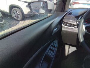 Foto 9 - Chevrolet Onix Onix 1.0 Turbo LT (Aut) automático