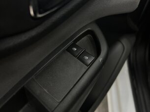 Foto 10 - Chevrolet Onix Onix 1.4 LT SPE/4 manual