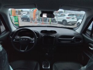 Foto 9 - Jeep Renegade Renegade 1.3 T270 Longitude automático