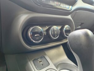 Foto 7 - Fiat Toro Toro Freedom 1.8 AT6 4x2 (Flex) automático