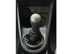 Foto 11 - Volkswagen Gol Gol 1.0 MPI Trendline (Flex) manual