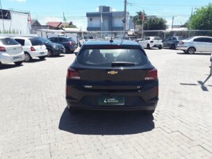 Foto 6 - Chevrolet Onix Onix 1.0 Turbo LT manual