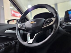 Foto 4 - Chevrolet Onix Onix 1.0 LT manual