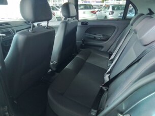 Foto 8 - Volkswagen Gol Gol 1.6 manual