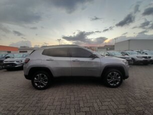 Foto 6 - Jeep Compass Compass 1.3 T270 Longitude automático