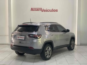 Foto 4 - Jeep Compass Compass 2.0 TD350 Longitude 4WD automático