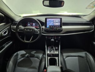 Foto 8 - Jeep Compass Compass 1.3 T270 Longitude (Aut) automático