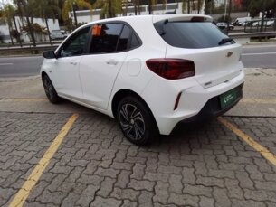 Foto 3 - Chevrolet Onix Onix 1.0 LT manual