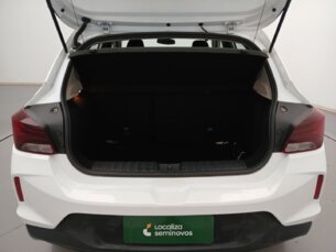 Foto 9 - Chevrolet Onix Onix 1.0 Turbo LT manual