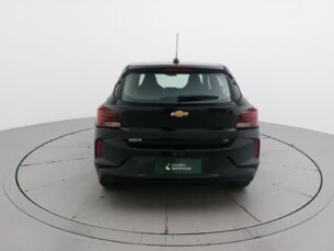 Foto 4 - Chevrolet Onix Onix 1.0 LT manual