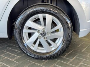 Foto 8 - Volkswagen Polo Polo 1.0 automático