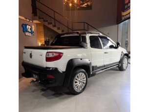 Foto 4 - Fiat Strada Strada Adventure 1.8 16V (Flex) (Cabine Dupla) automático